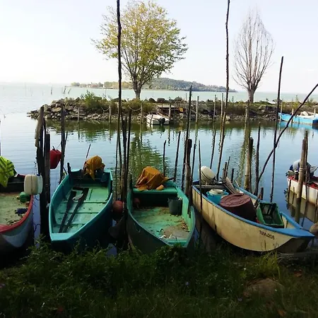 Sleeps 4 Сан-Феличано