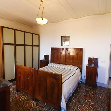 Апартаменты Sleeps 4